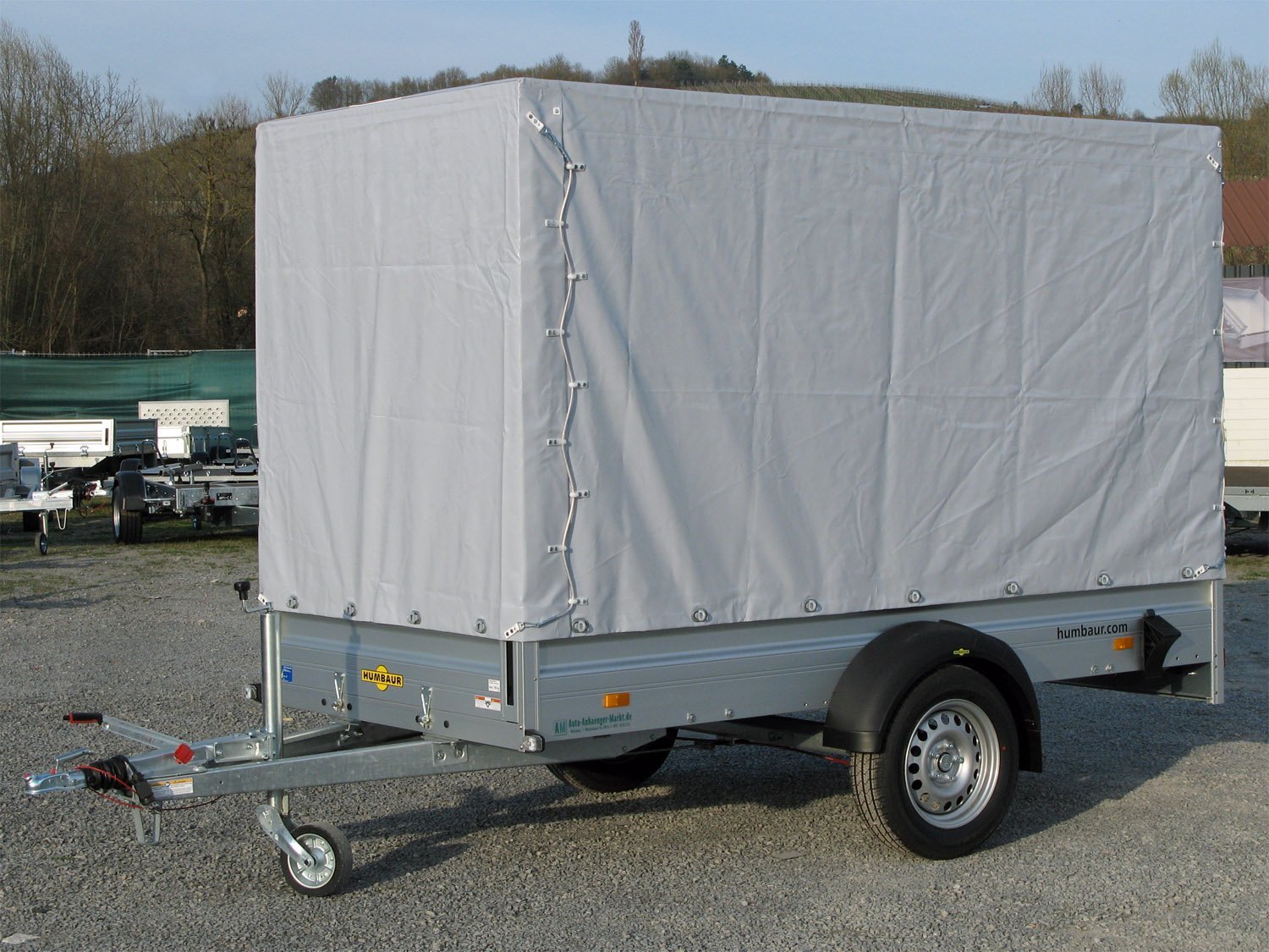 Remorque utilitaire Humbaur HA133015 KV avec bâche haute 1800 mm