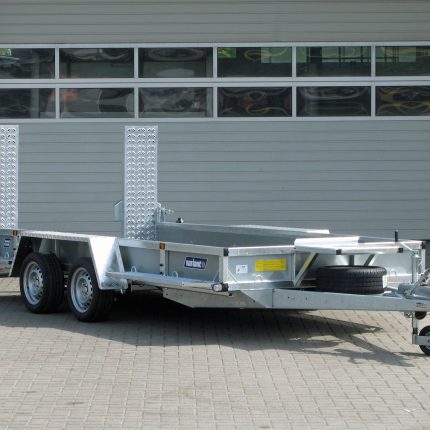 Remorque porte-engins Variant 3516 B3 avec suspension parabolique et hauteur 29 cm
